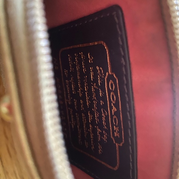 Coach wristlet with studs - Picture 3 of 4